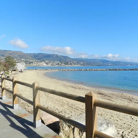 Le Lavandou, 3 Pieces, 6 Personnes - Fr-1-251-693 *